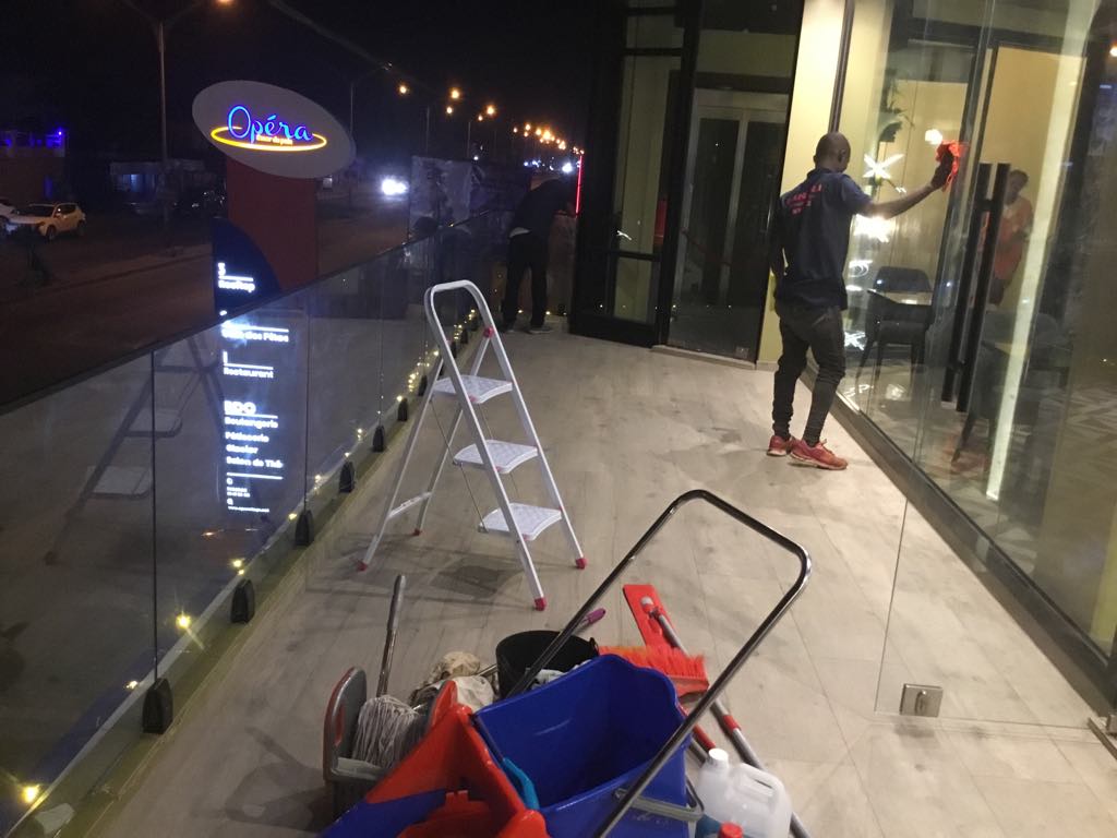 Centre commercial moderne